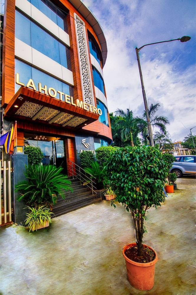 La Hotel Metro Near Bkc Bombaim Exterior foto