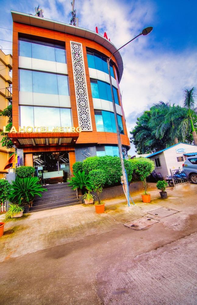 La Hotel Metro Near Bkc Bombaim Exterior foto