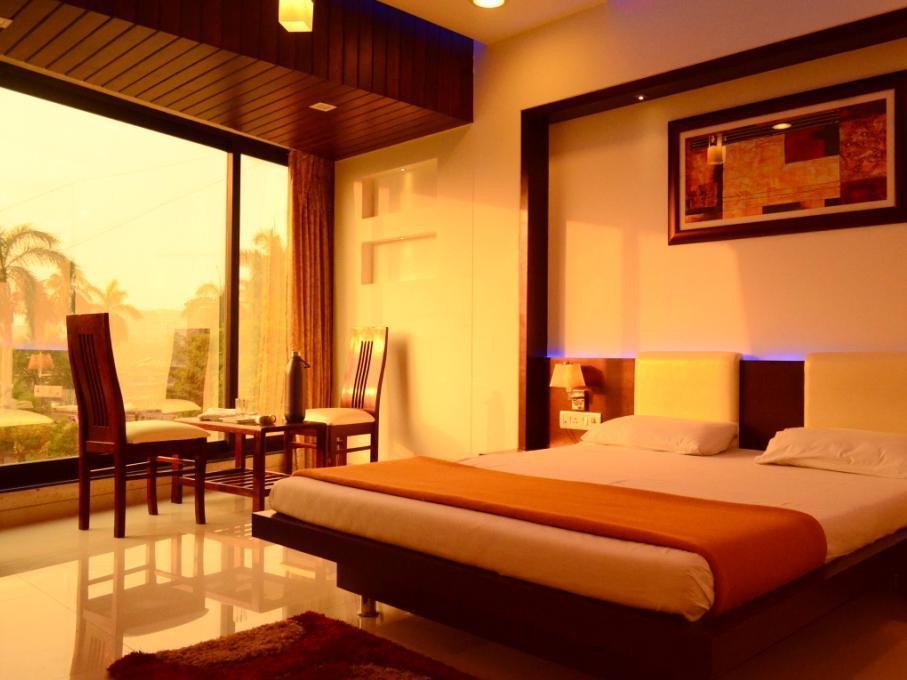 La Hotel Metro Near Bkc Bombaim Exterior foto